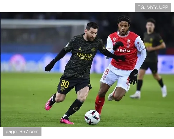 维蒂尼亚五百八十九次成功传球领跑 巴黎中场控球体系显技术优势 维蒂尼亚五百八十九次成功传球领跑 巴黎中场控球体系显技术优势